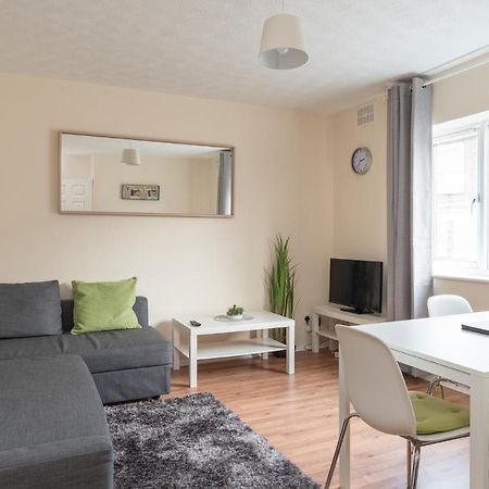 لوتون Luxury Central Link Luton/London/M1/Airport/Station/Long Stay المظهر الخارجي الصورة